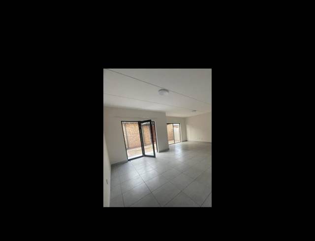 3 BEDROOM TOWNHOUSE TO LET IN DEL JUDOR EXT 4